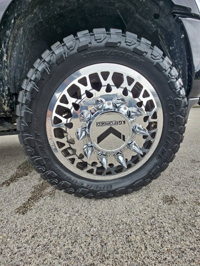 Used 2024 RAM 3500 Limited AWD/4WD image 9