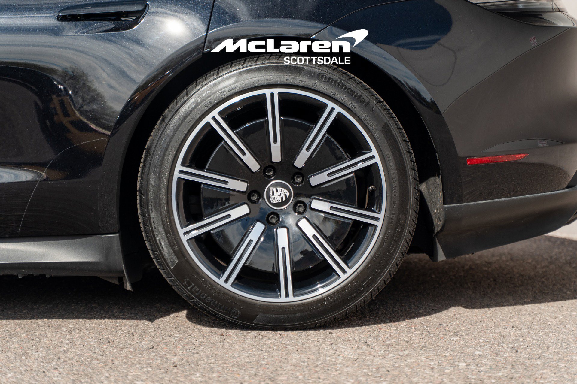 Used 2021 Porsche Taycan image 20