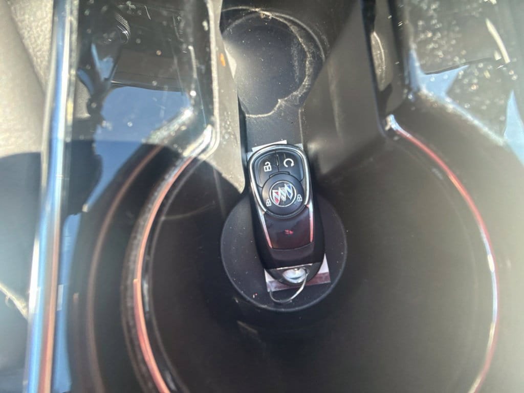Used 2022 Buick Encore GX Select FWD image 28