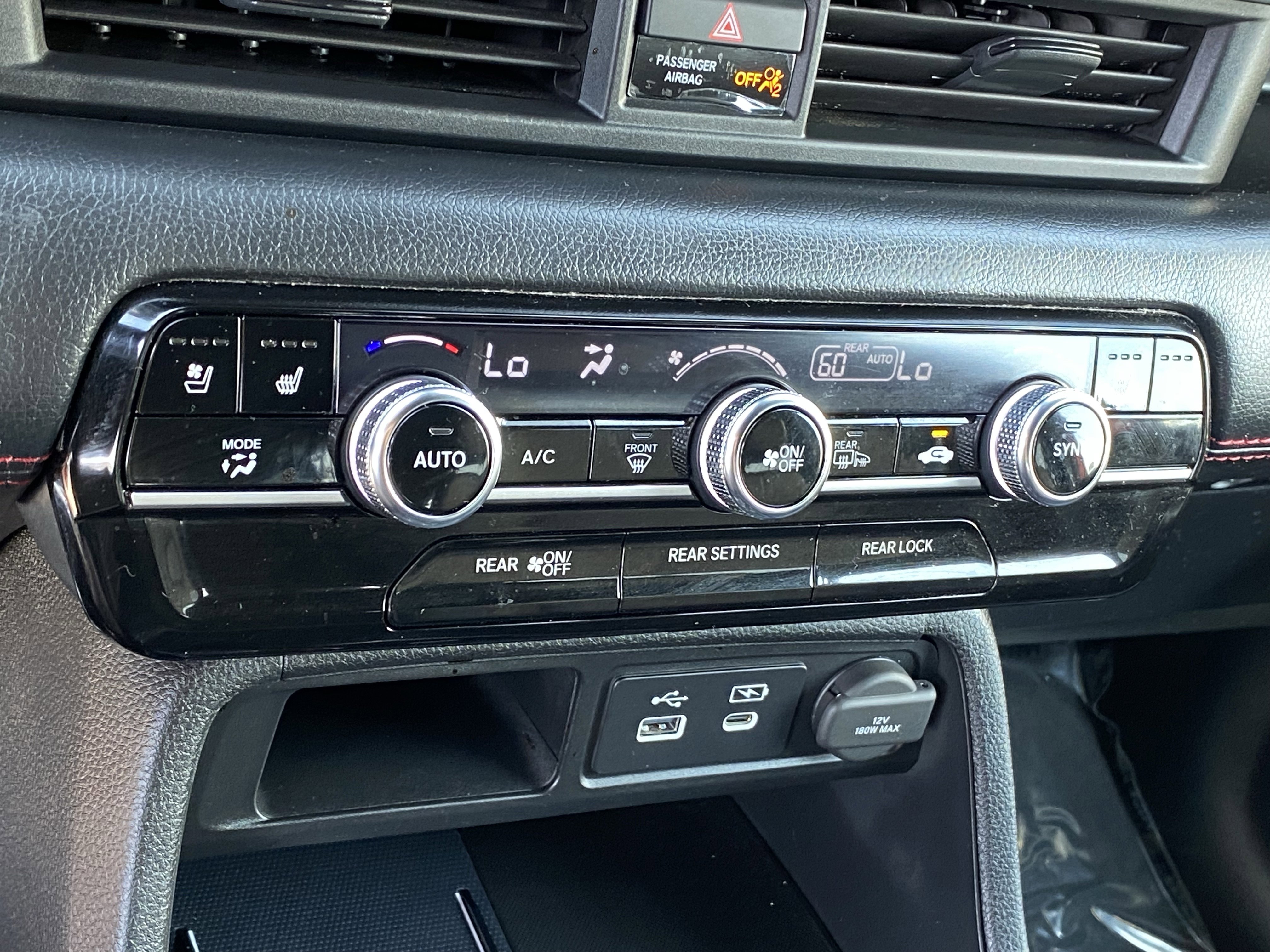 Used 2025 Honda Pilot Black Edition image 21