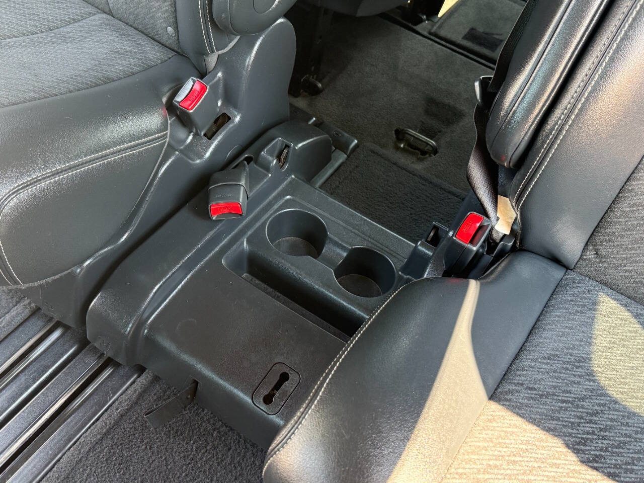 Used 2013 Toyota Sienna SE FWD image 26