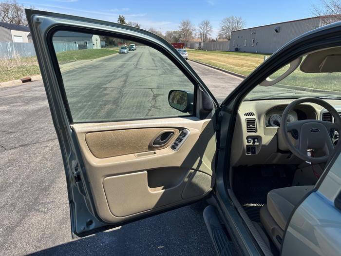 Used 2006 Ford Escape XLT FWD image 21