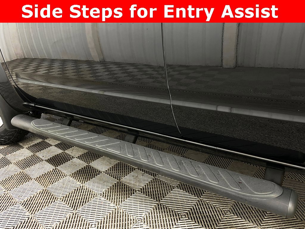 Used 2019 Nissan Frontier SV w/ Value Truck Package image 9