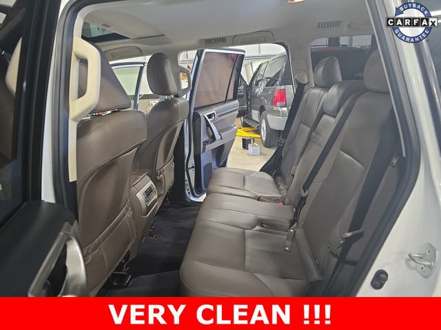 Used 2020 Lexus GX 460 Premium w/ Premium Package image 18