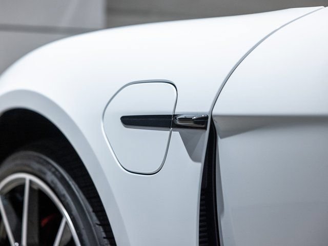 New 2025 Porsche Taycan 4S AWD/4WD image 21