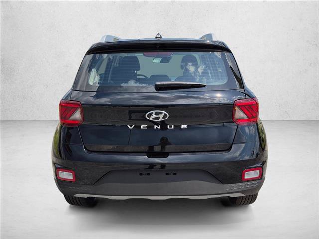 New 2026 Hyundai Venue SEL FWD image 5
