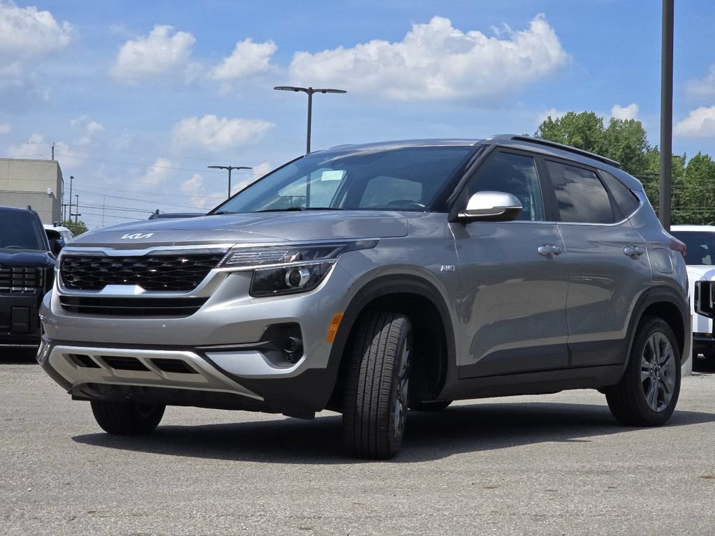 Used 2022 Kia Seltos S AWD/4WD image 12