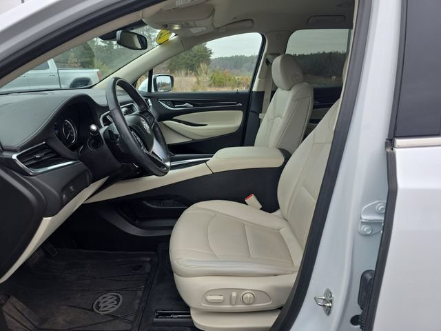 Used 2022 Buick Enclave Essence w/ Trailering Package, 5000 lbs. AWD/4WD image 10