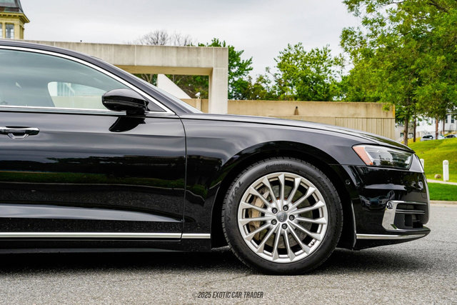 Used 2019 Audi A8 L 3.0T w/ Executive Package image 11