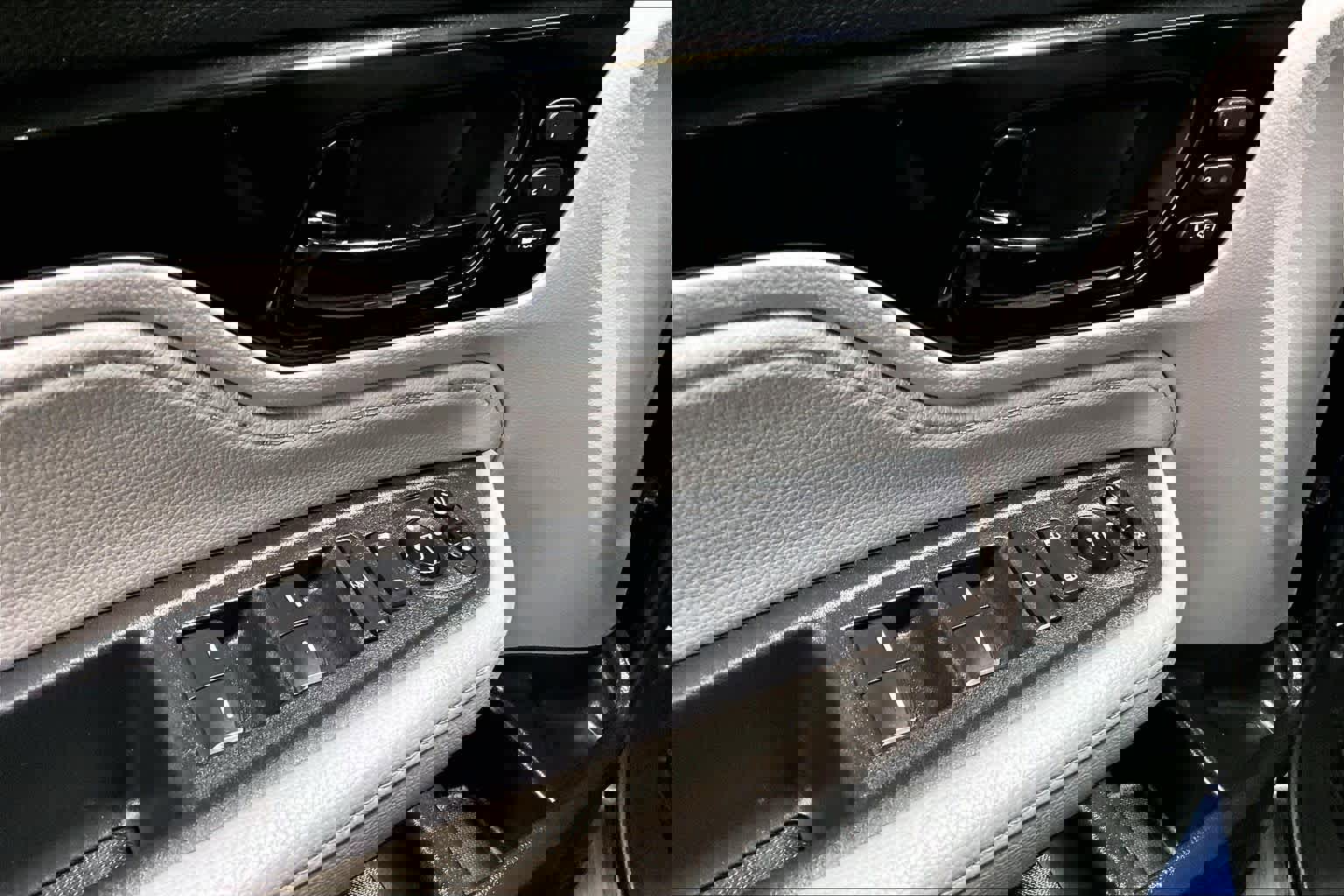 Used 2023 Honda Odyssey Elite image 32