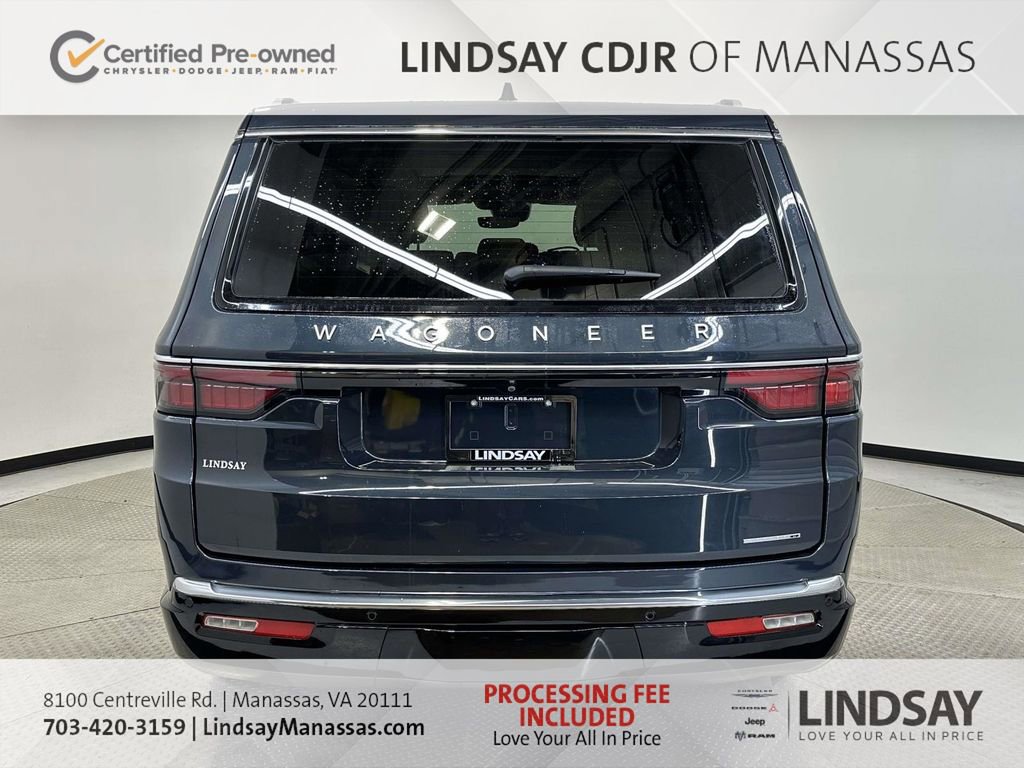 Certified 2024 Jeep Wagoneer Series II w/ Convenience Group I AWD/4WD image 8