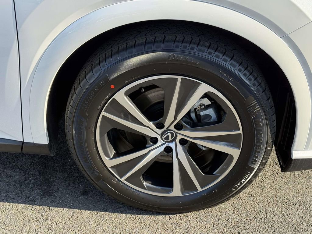 Used 2023 Lexus RX 350 Premium image 8
