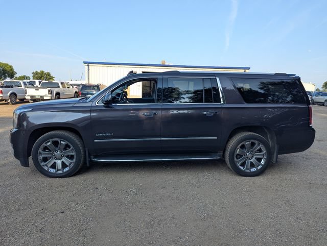 Used 2016 GMC Yukon XL Denali w/ Open Road Package AWD/4WD image 22