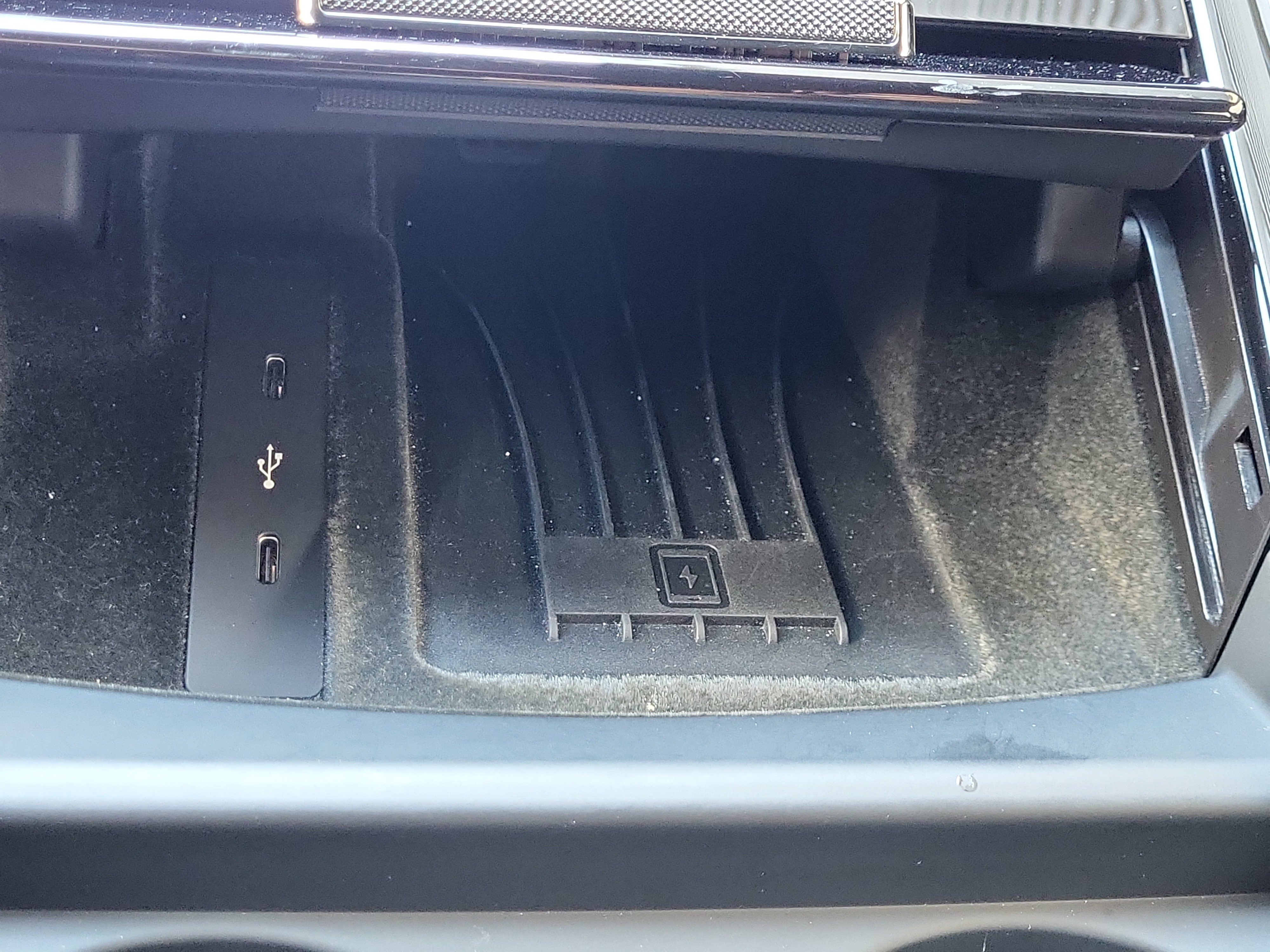 Certified 2025 Porsche Panamera 4 AWD/4WD image 39