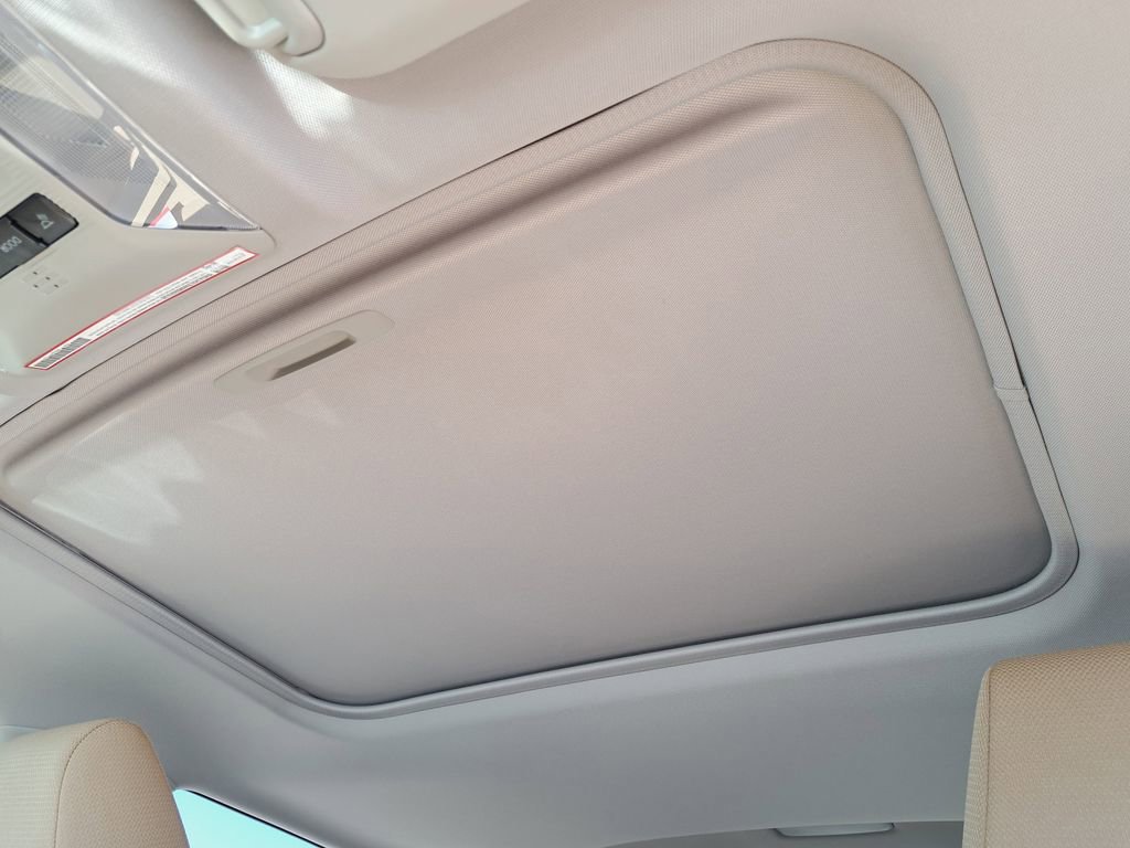 New 2025 Toyota RAV4 XLE image 17