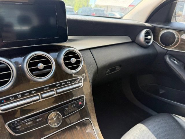 Used 2018 Mercedes-Benz C 300 4MATIC Sedan w/ Premium Package image 21