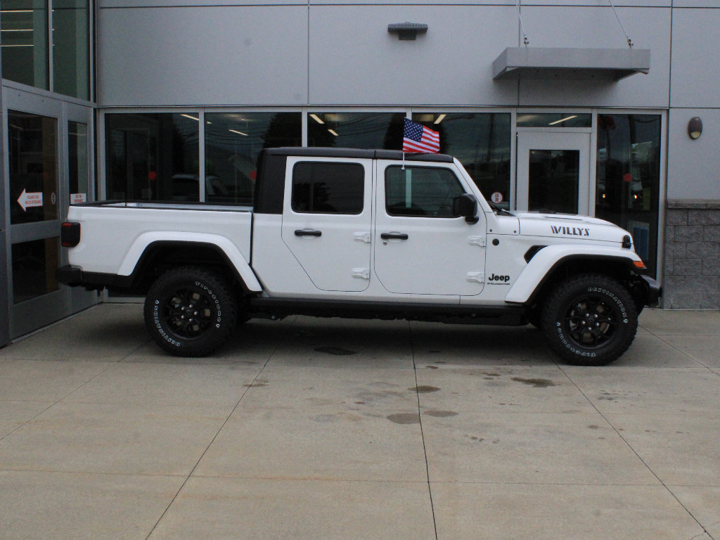 New 2026 Jeep Gladiator Sport AWD/4WD image 4