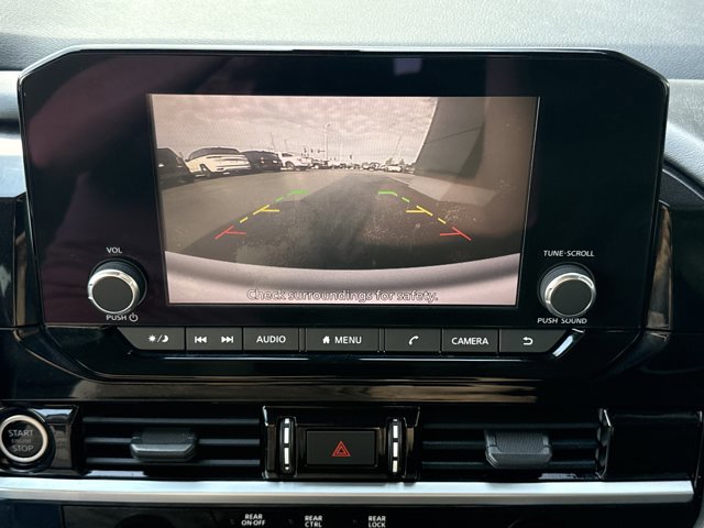 Certified 2022 Nissan Pathfinder SV FWD image 9