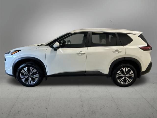 Used 2022 Nissan Rogue SV w/ SV Premium Package AWD/4WD image 2