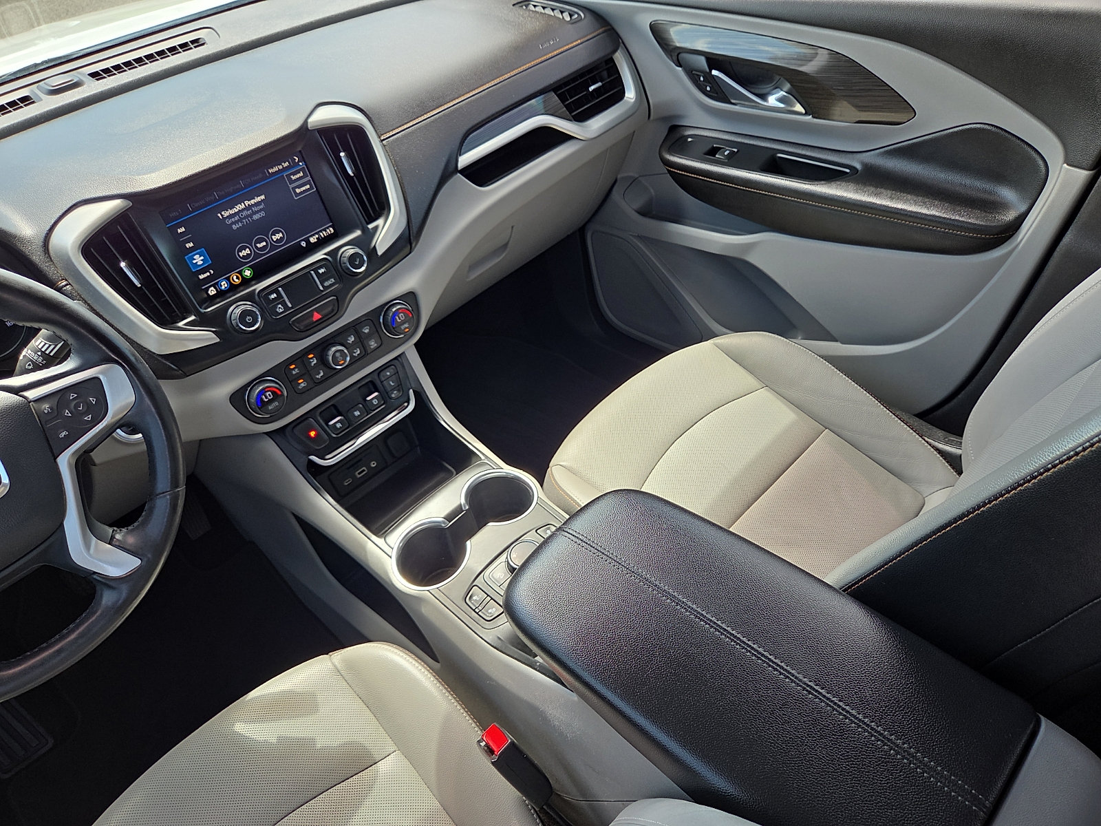 Used 2020 GMC Terrain SLT w/ Preferred Package FWD image 12