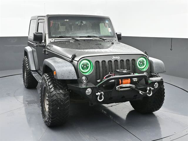 Used 2018 Jeep Wrangler Sport AWD/4WD image 3