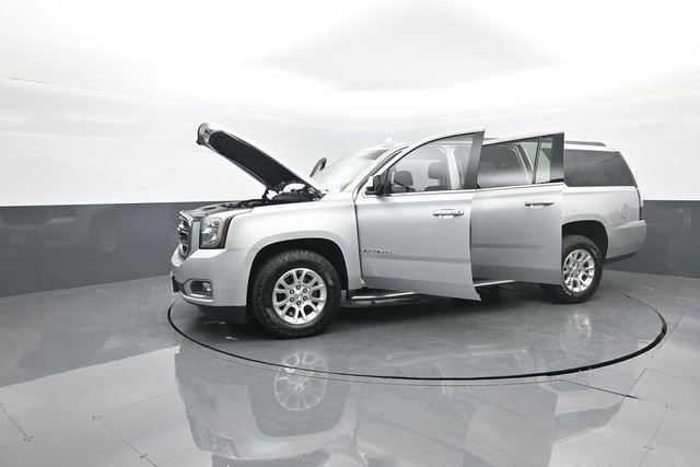 Used 2017 GMC Yukon XL SLT w/ Open Road Package image 38