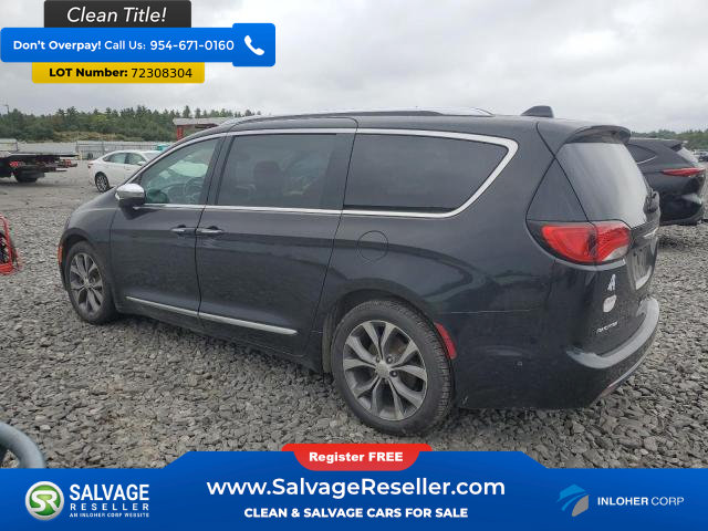 Used 2017 Chrysler Pacifica Limited FWD image 3