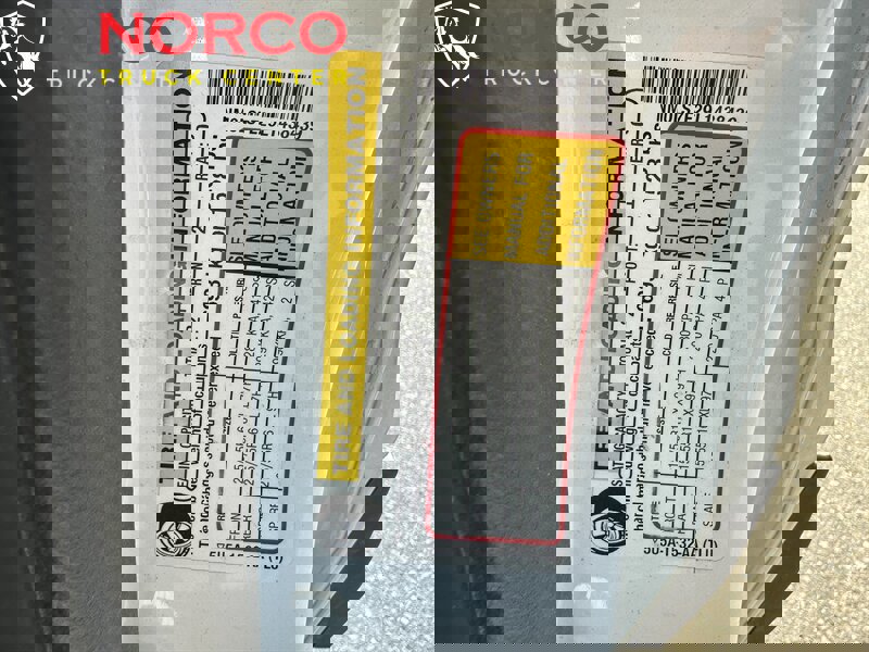 Used 2020 Ford Transit Connect XL image 28