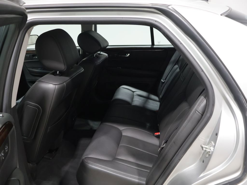 Used 2008 Cadillac DTS FWD image 18