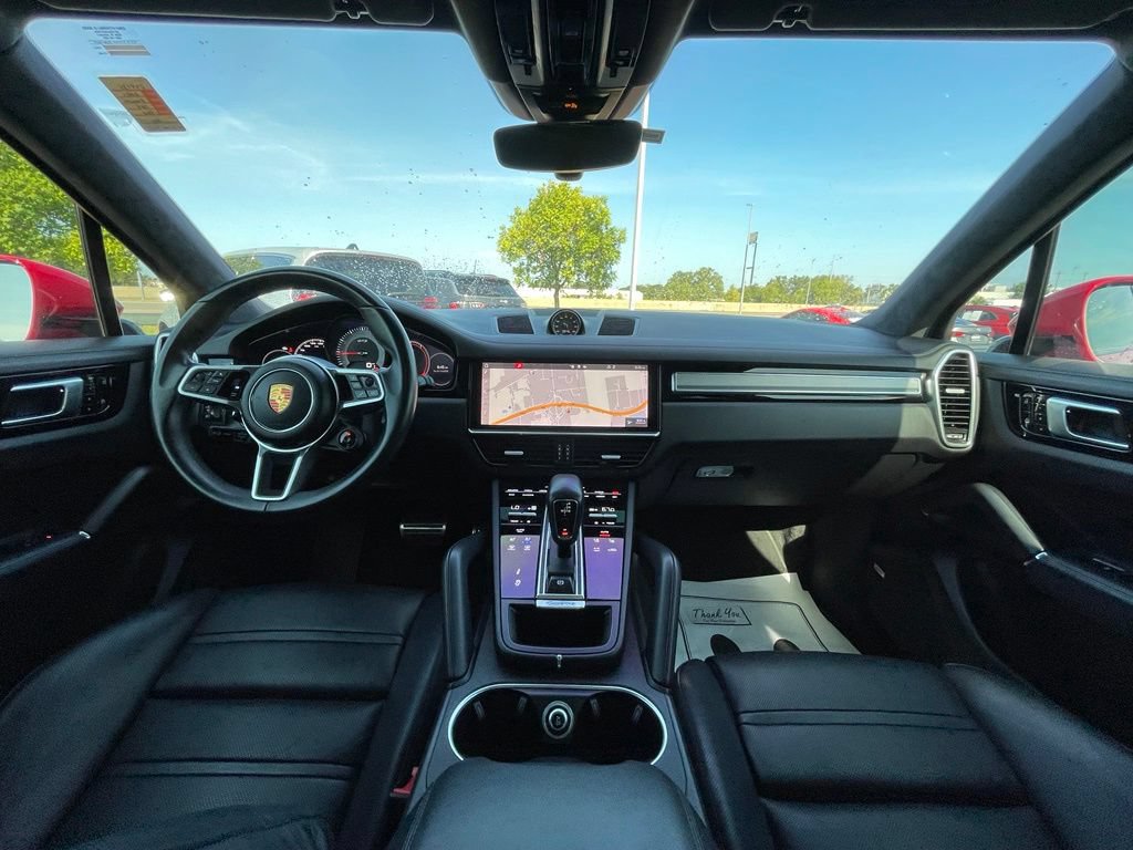 Used 2021 Porsche Cayenne GTS AWD/4WD image 28