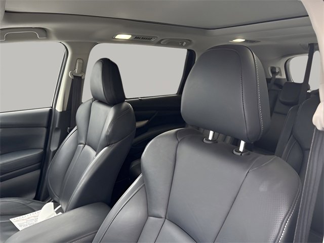 Used 2022 Subaru Ascent Limited w/ Technology Package image 8