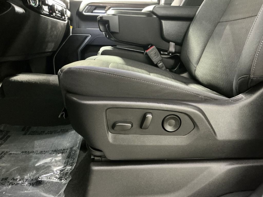 Used 2025 Chevrolet Silverado 1500 LT image 22