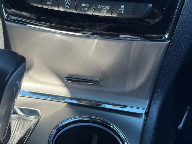 Used 2020 Jeep Grand Cherokee Limited image 14