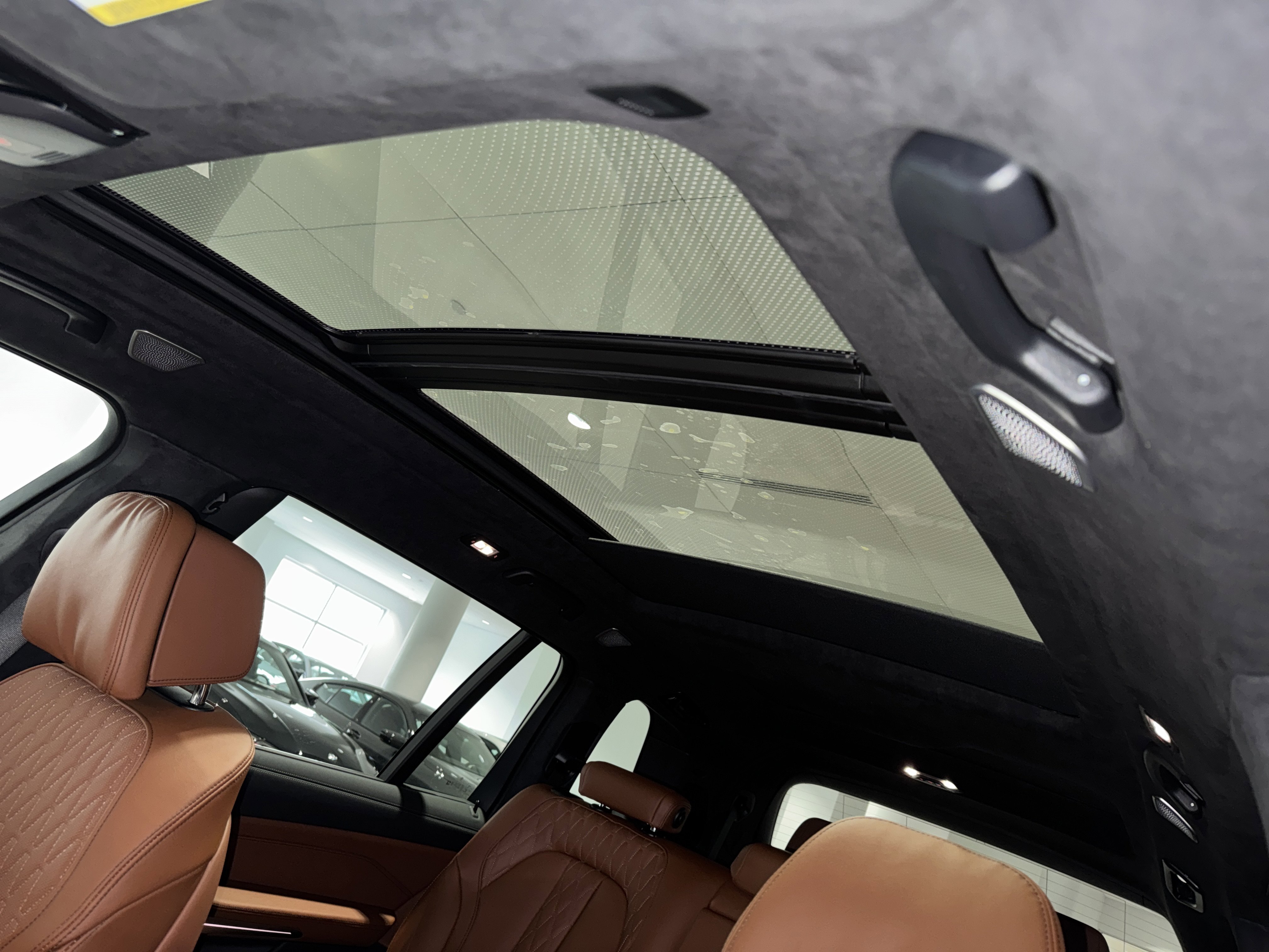 New 2026 BMW X7 M60i image 24