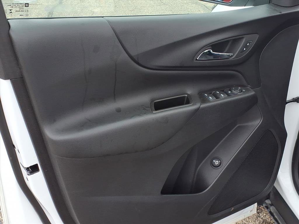 Certified 2024 Chevrolet Equinox LT w/ LPO, Floor Liner Package image 4