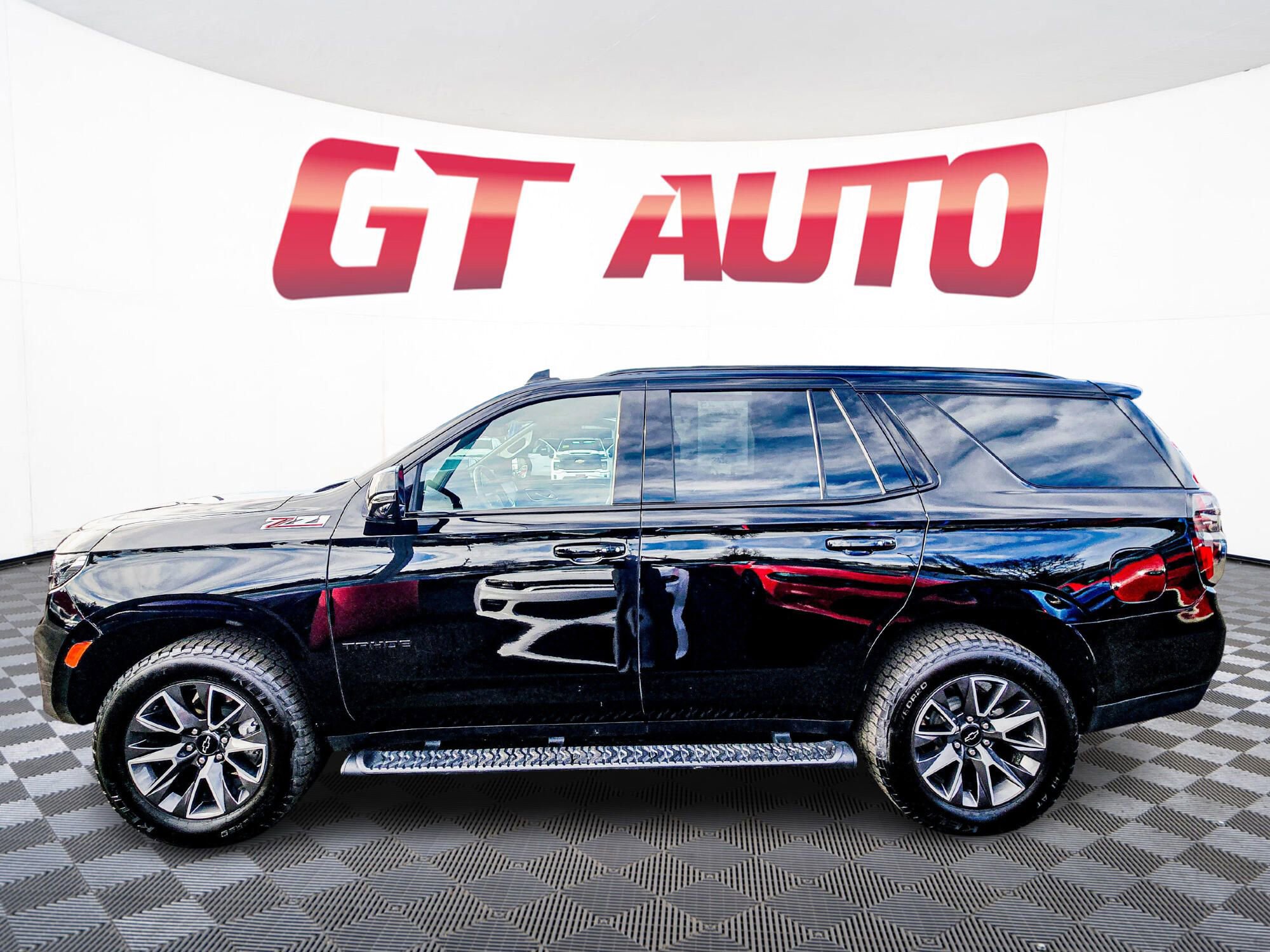 Used 2023 Chevrolet Tahoe Z71 w/ Off-Road Capability Package AWD/4WD image 4