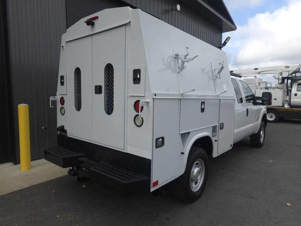 Used 2015 Ford F350 XL w/ Power Equipment Group AWD/4WD image 7