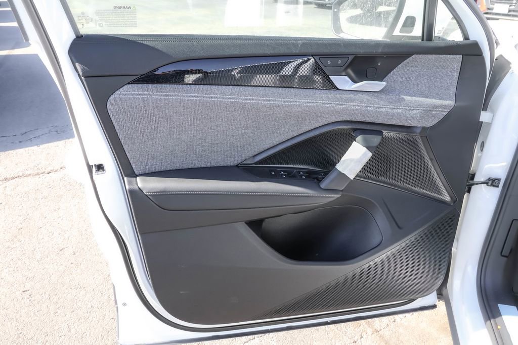 New 2026 Volkswagen Tiguan S image 30
