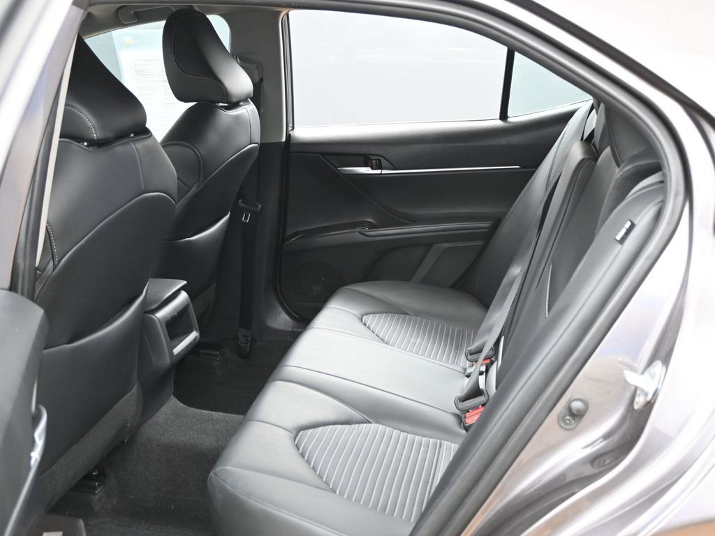Used 2024 Toyota Camry SE FWD image 28