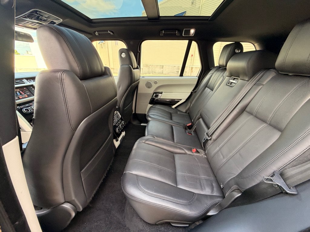 Used 2014 Land Rover Range Rover HSE AWD/4WD image 16