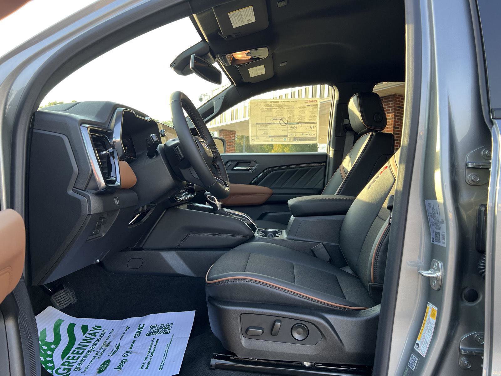 New 2026 GMC Canyon AT4 image 18