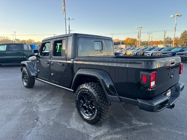Certified 2023 Jeep Gladiator Sport AWD/4WD image 5