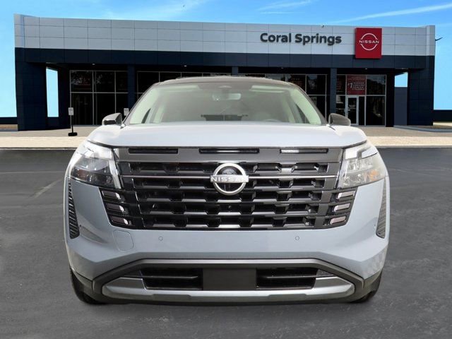 New 2026 Nissan Pathfinder Platinum w/ Cargo Package AWD/4WD image 8