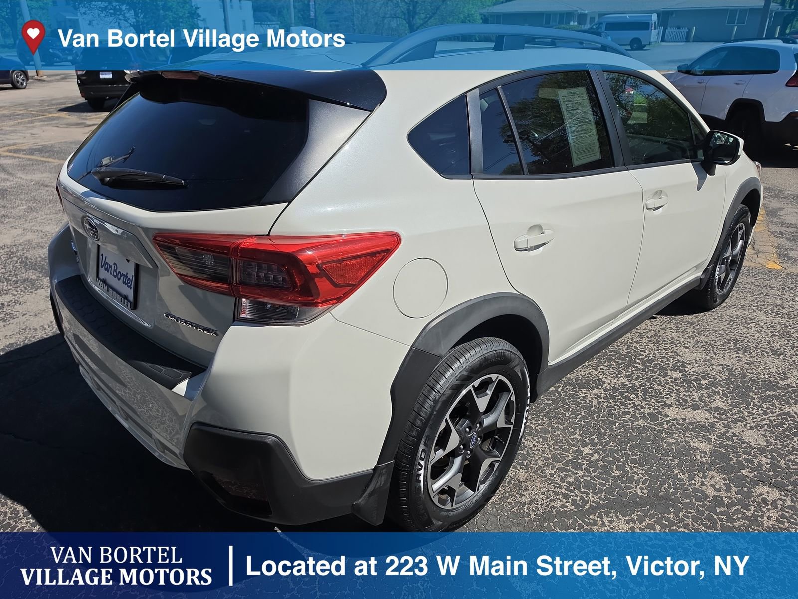 Used 2020 Subaru Crosstrek 2.0i Premium w/ Moonroof Package 1 AWD/4WD image 5