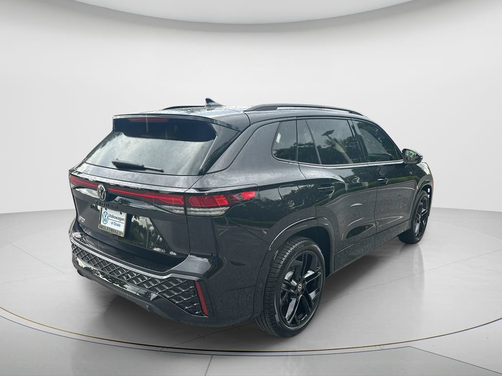New 2026 Volkswagen Tiguan SE R-Line FWD image 5