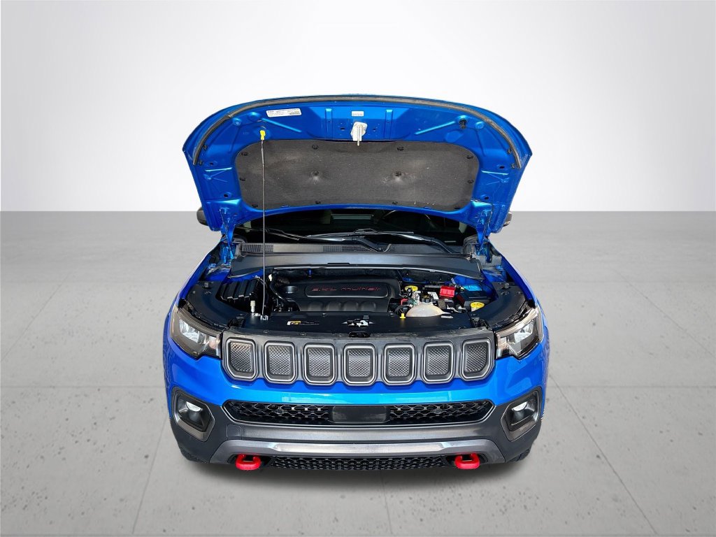 Used 2022 Jeep Compass Trailhawk w/ Trailhawk Convenience Group AWD/4WD image 21