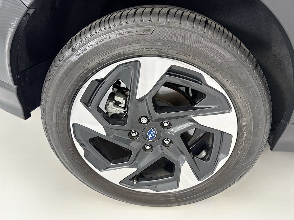Used 2024 Subaru Crosstrek 2.5i Limited AWD/4WD image 32