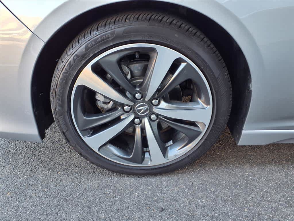 Certified 2025 Acura TLX w/ Technology Package image 5