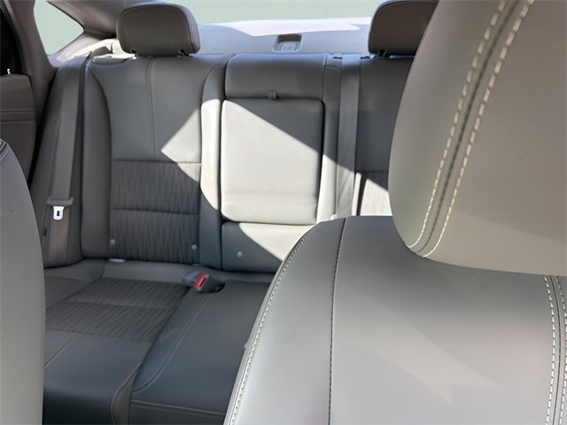 Used 2014 Chevrolet Impala LT image 14