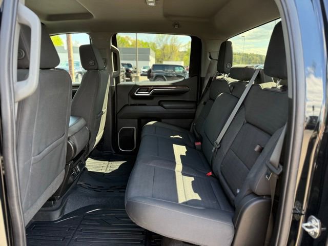 Used 2022 GMC Sierra 1500 Elevation w/ LPO, Elevation Black Package AWD/4WD image 16